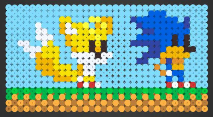 Sonic et Tails en perles à repasser, tout un niveau avec herbe et ciel bleu